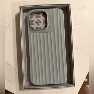 NUDIENT Urban Grey 16 Pro Max Case